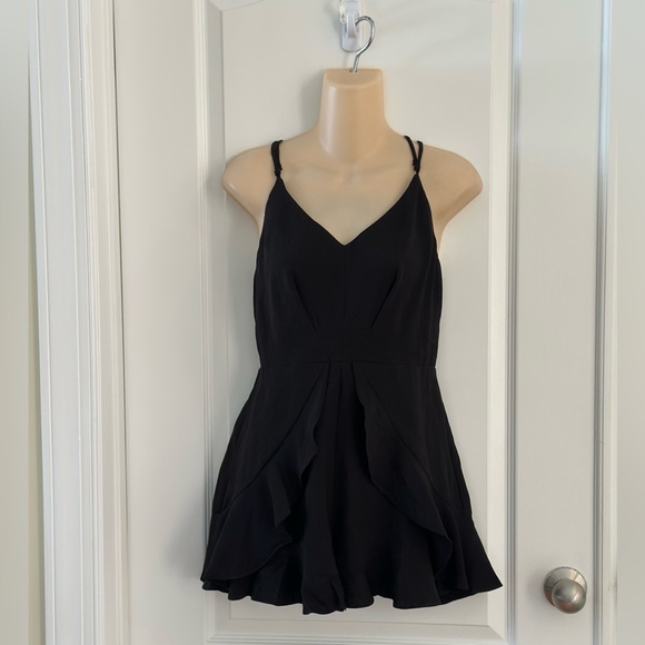 Jondie Pants - JONDIE‎ Ruffle Front Black Romper NWT